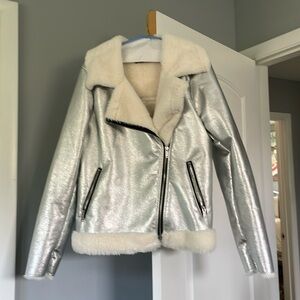 Adorable silver motorcycle jacket. Size m